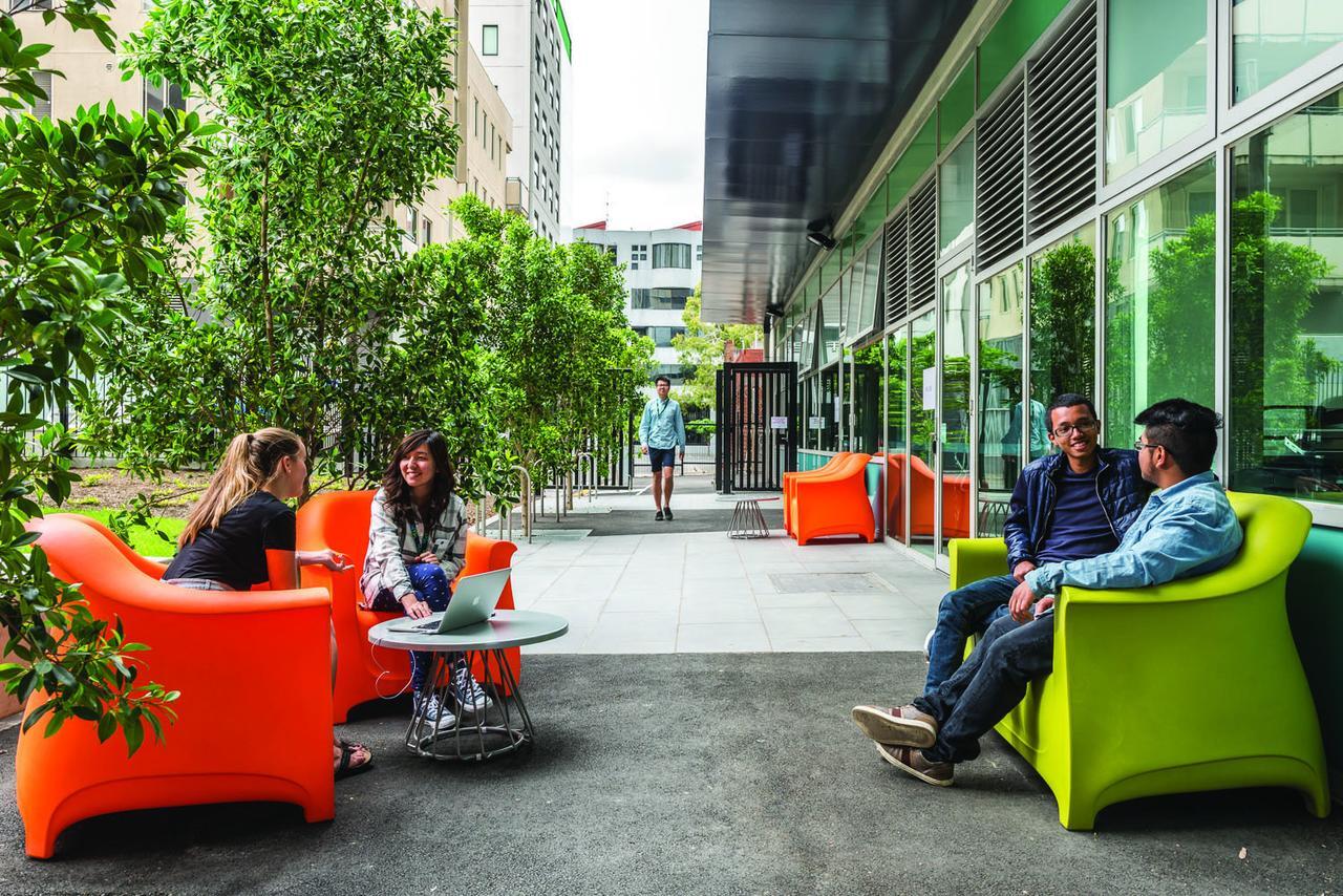 Student Village Melbourne Exteriör bild